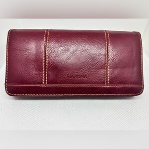 Via Roma Burgundy Leather Clutch Snap Zipper